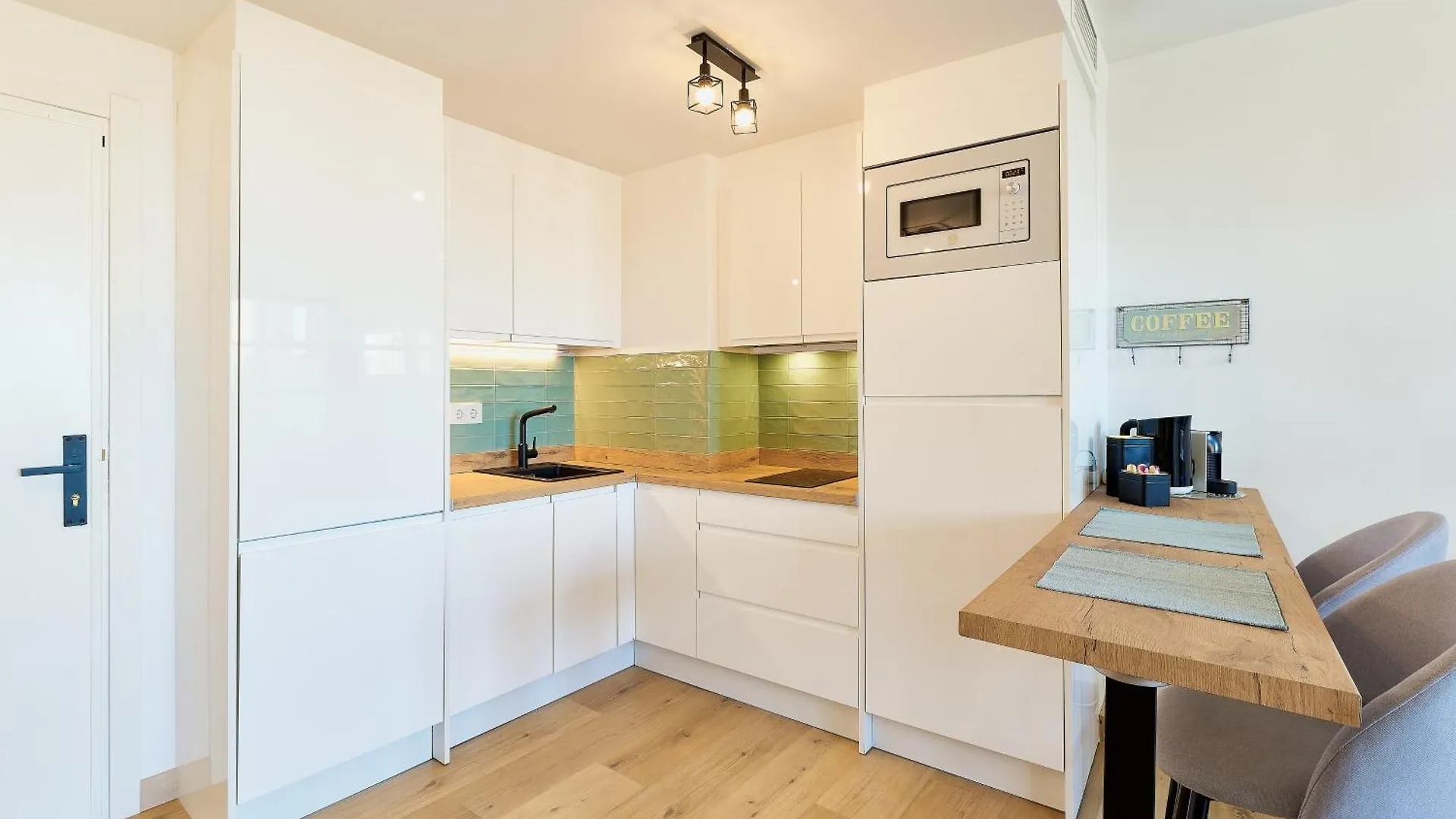 Hola Marbella Charming Apartment Beach & Old Town